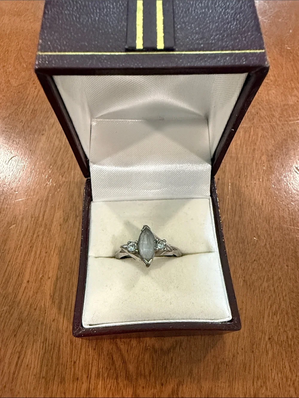 Vintage Avon adjustable Silver-Tone Light Blue Marquise Ring with Clear Accents